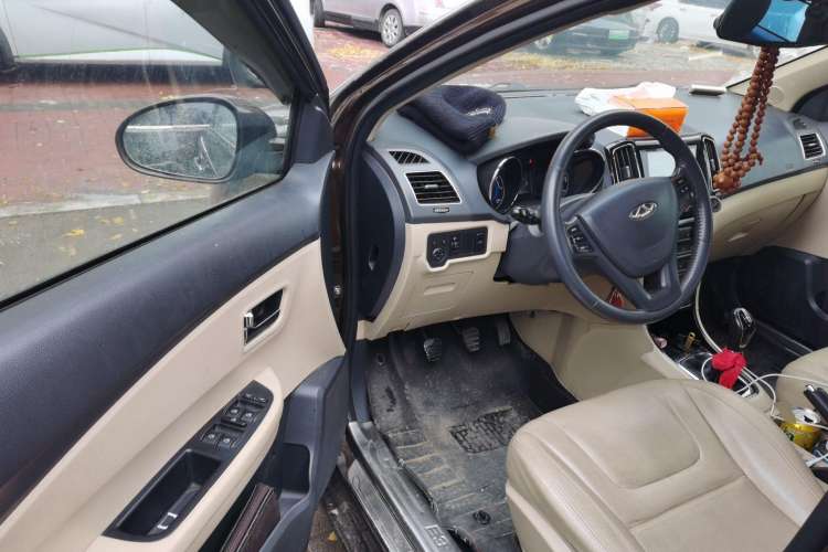 Used Chery E3 2015 1.5L Manual ZhiShang Model Driver Seat