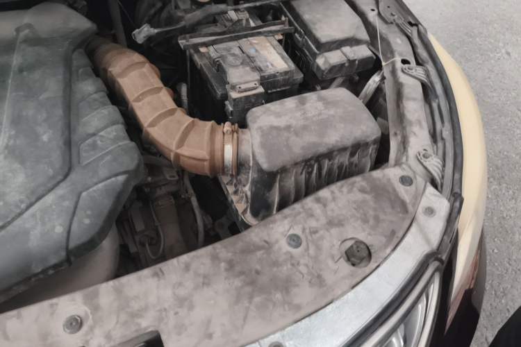 Used Chery E3 2015 1.5L Manual Sishang Edition Engine Bay Left