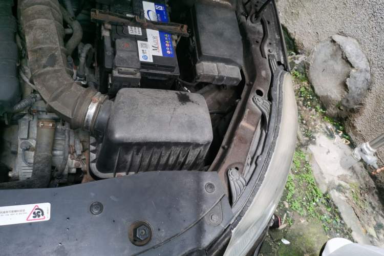 Used Chery E3 2015 1.5L Manual ZhiShang Model Engine Bay Left