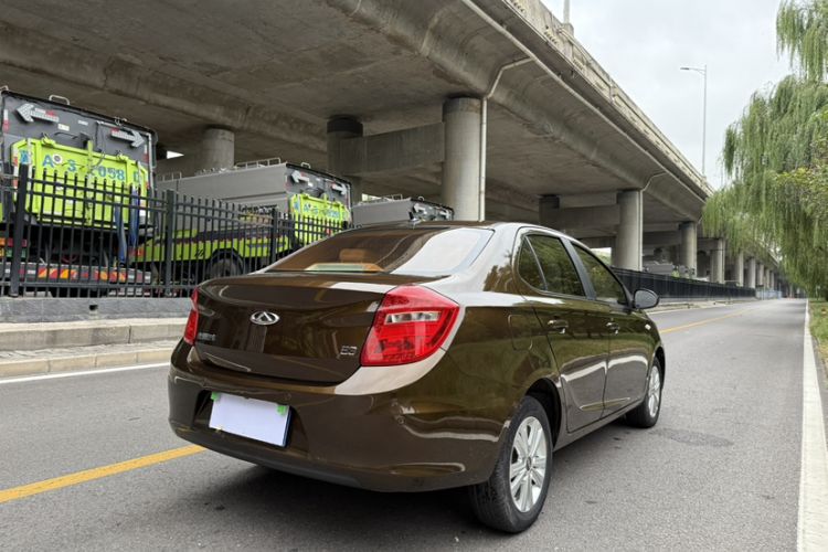 Used Chery E3 2015 1.5L Manual Sishang Edition Exterior 5