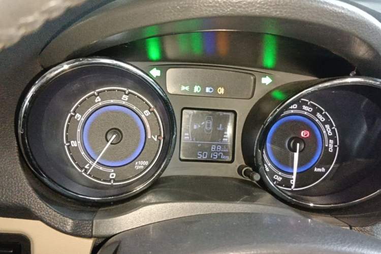 Used Chery E3 2015 1.5L Manual ZhiShang Model Instrument Cluster