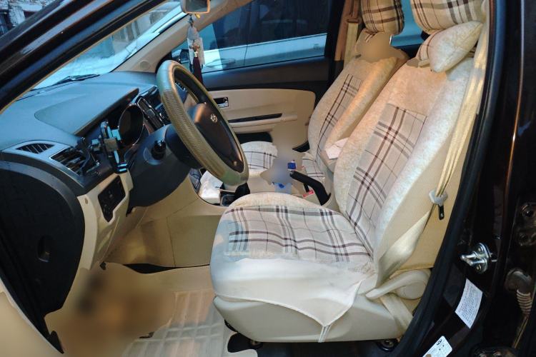 Used Chery E3 2015 1.5L Manual Fashion Model Left Front Seat