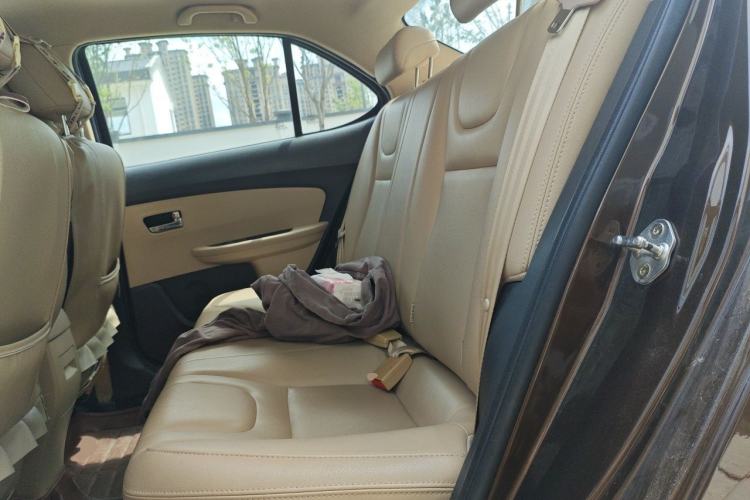 Used Chery E3 2015 1.5L Manual ZhiShang Model Left Rear Seat