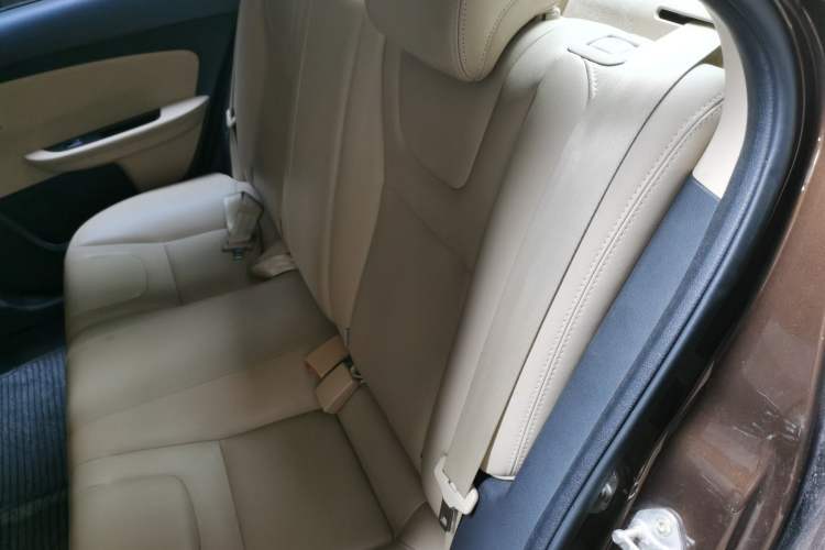 Used Chery E3 2015 1.5L Manual ZhiShang Model Left Rear Seat