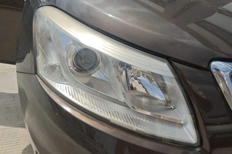 Used Chery E3 2015 1.5L Manual ZhiShang Model Right Front Headlight