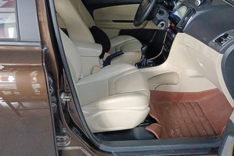 Used Chery E3 2015 1.5L Manual ZhiShang Model Right Front Seat