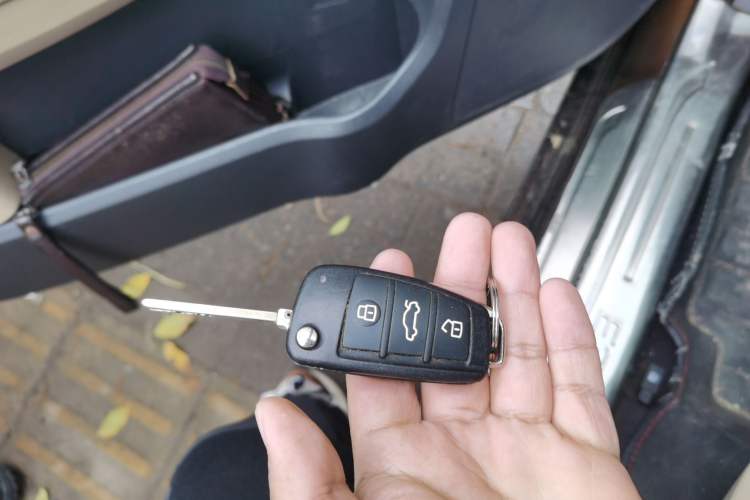 Used Chery E3 2015 1.5L Manual ZhiShang Model Vehicle Key