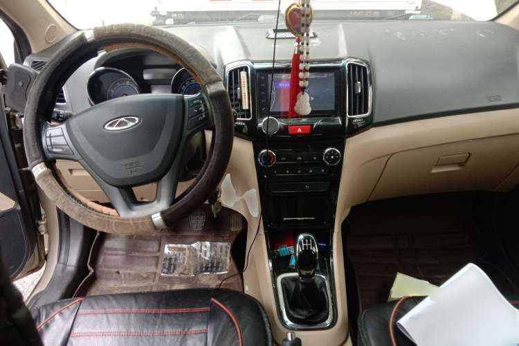 Used Chery E3 2015 1.5L Manual ZhiShang Model Center Console