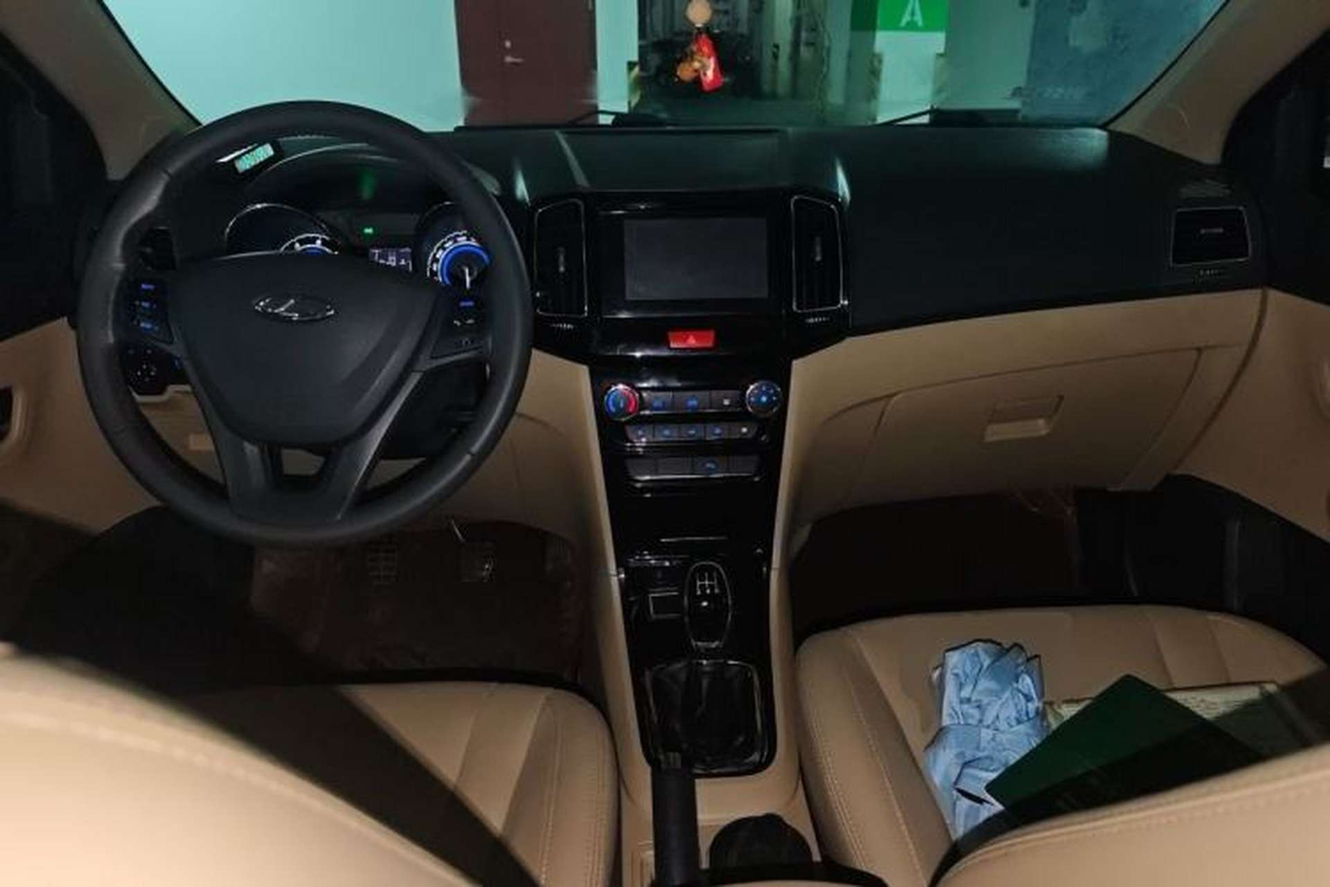 Used Chery E3 2015 1.5L Manual ZhiShang Model Center Console