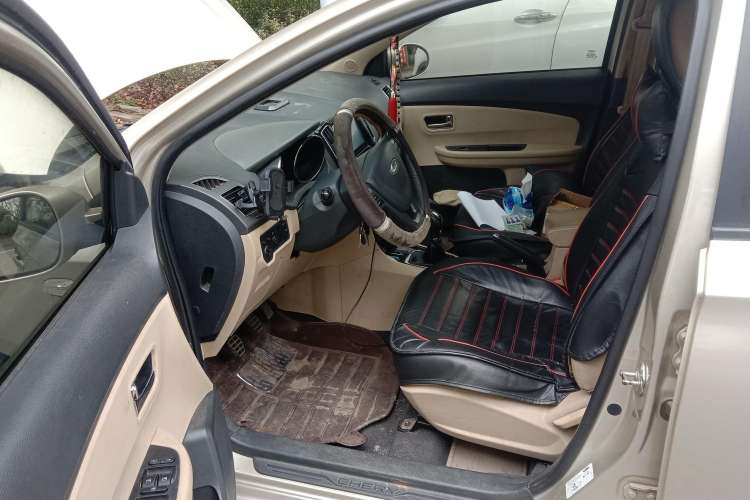 Used Chery E3 2015 1.5L Manual ZhiShang Model Driver Seat