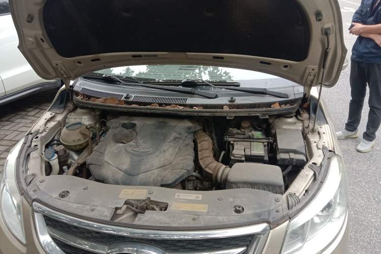 Used Chery E3 2015 1.5L Manual ZhiShang Model Engine Bay