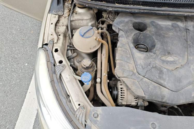 Used Chery E3 2015 1.5L Manual ZhiShang Model Engine Bay Right
