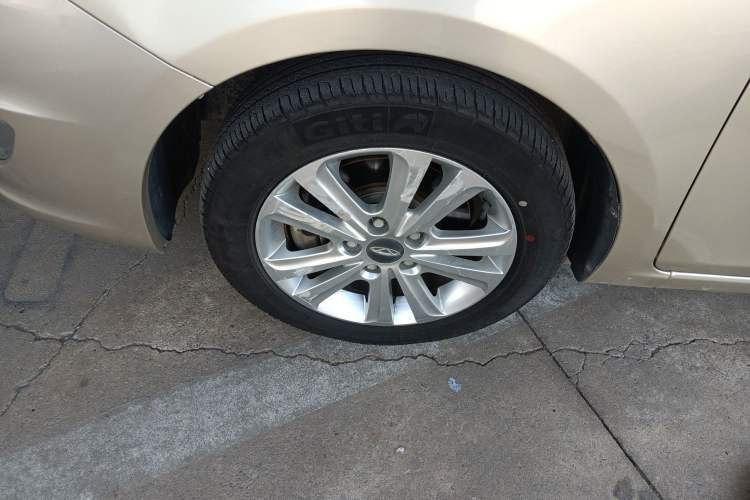 Used Chery E3 2015 1.5L Manual ZhiShang Model Left Front Wheel Hub