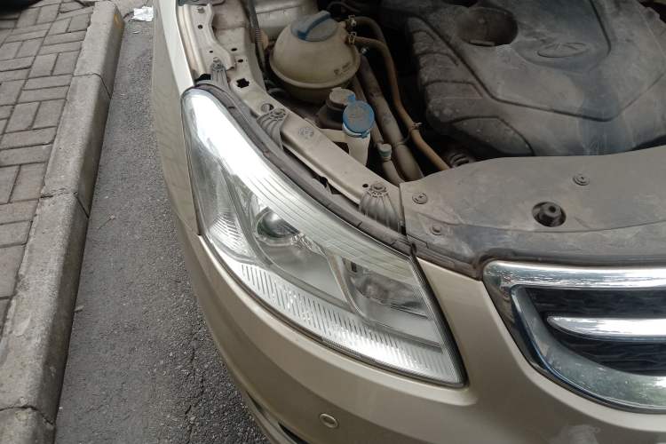 Used Chery E3 2015 1.5L Manual ZhiShang Model Right Front Headlight