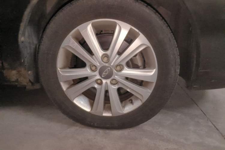 Used Chery E3 2015 1.5L Manual Fashion Model Right Front Wheel Hub