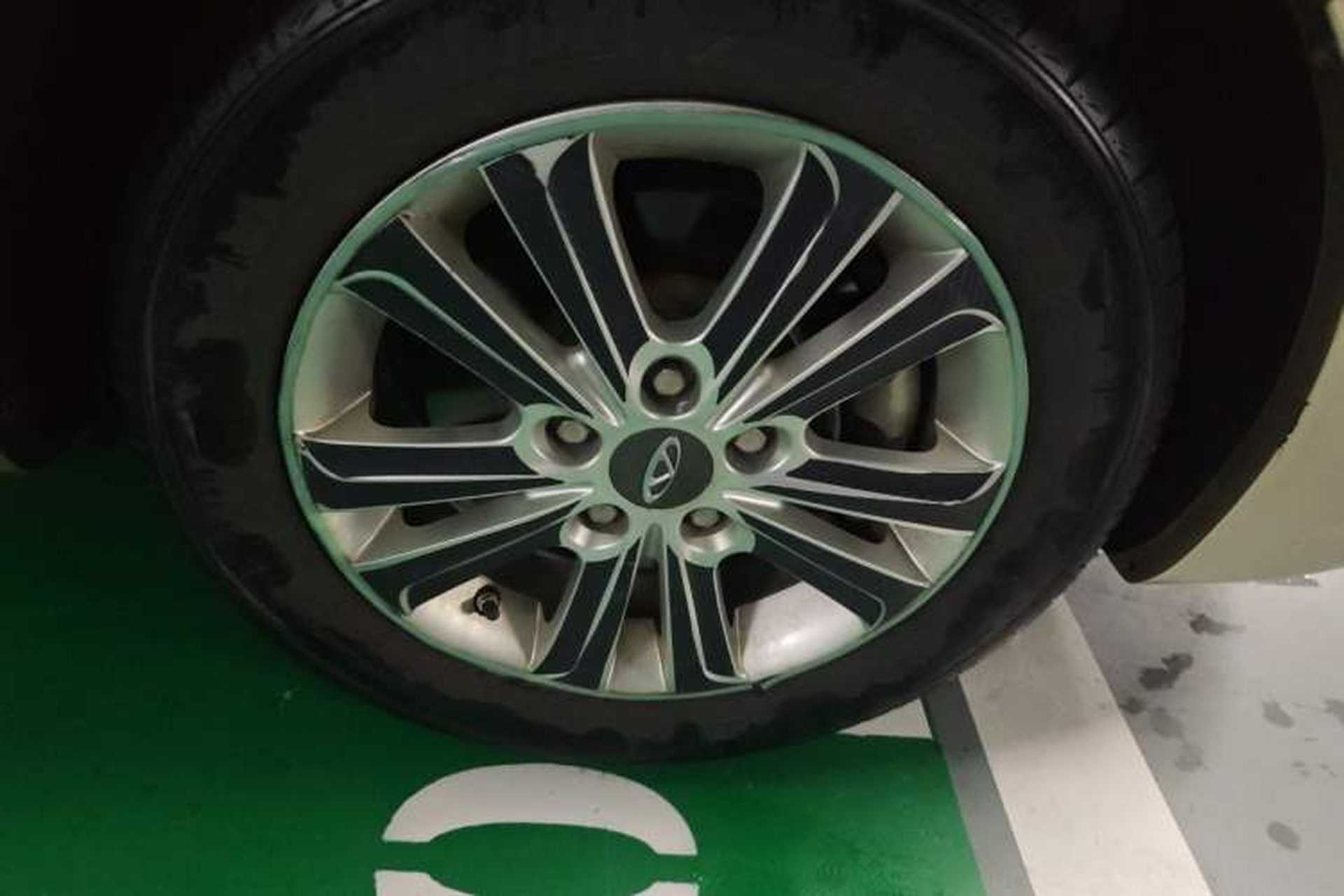 Used Chery E3 2015 1.5L Manual ZhiShang Model Right Front Wheel Hub