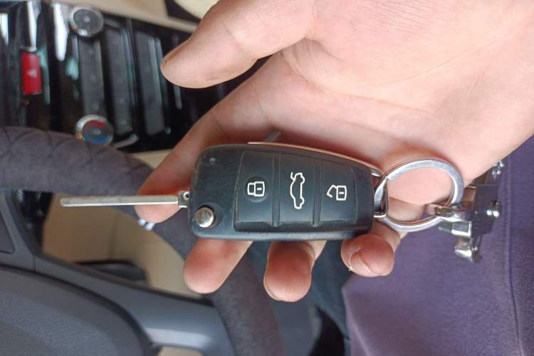 Used Chery E3 2015 1.5L Manual ZhiShang Model Vehicle Key