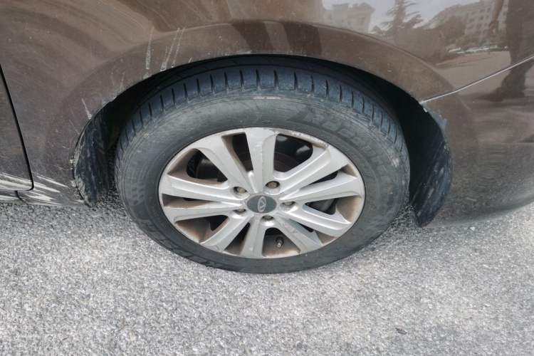 Used Chery E3 2015 1.5L Manual ZhiShang Model Right Front Wheel Hub