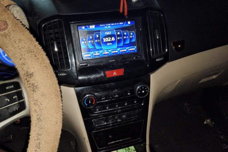 Used Chery E3 2015 1.5L Manual Sishang Edition Audio And AC Panel