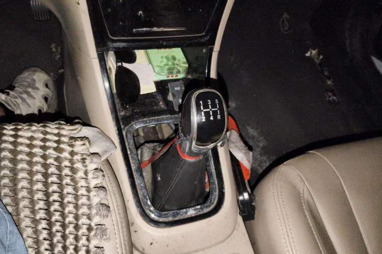 Used Chery E3 2015 1.5L Manual Sishang Edition Gear Lever