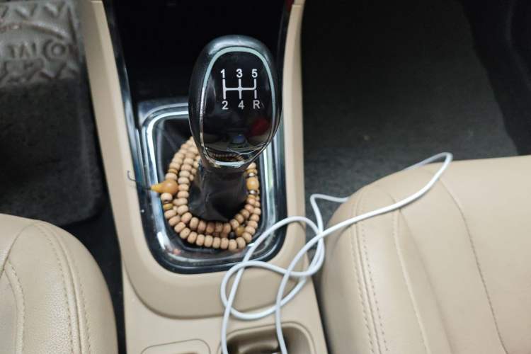 Used Chery E3 2015 1.5L Manual ZhiShang Model Gear Lever