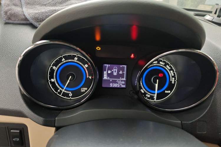 Used Chery E3 2015 1.5L Manual ZhiShang Model Instrument Cluster