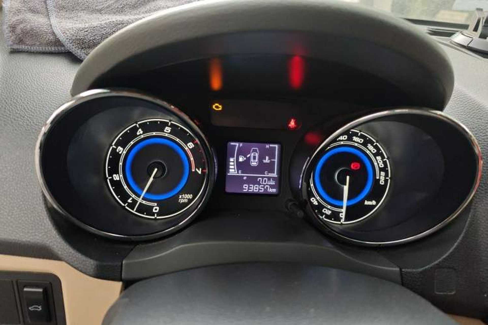 Used Chery E3 2015 1.5L Manual ZhiShang Model Instrument Cluster