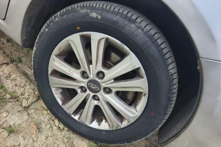 Used Chery E3 2015 1.5L Manual Qushang Edition Right Front Wheel Hub