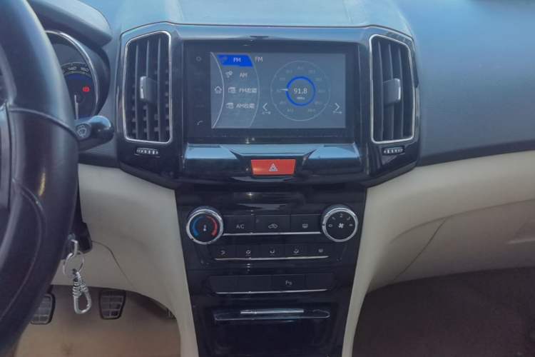 Used Chery E3 2015 1.5L Manual ZhiShang Model Audio And AC Panel