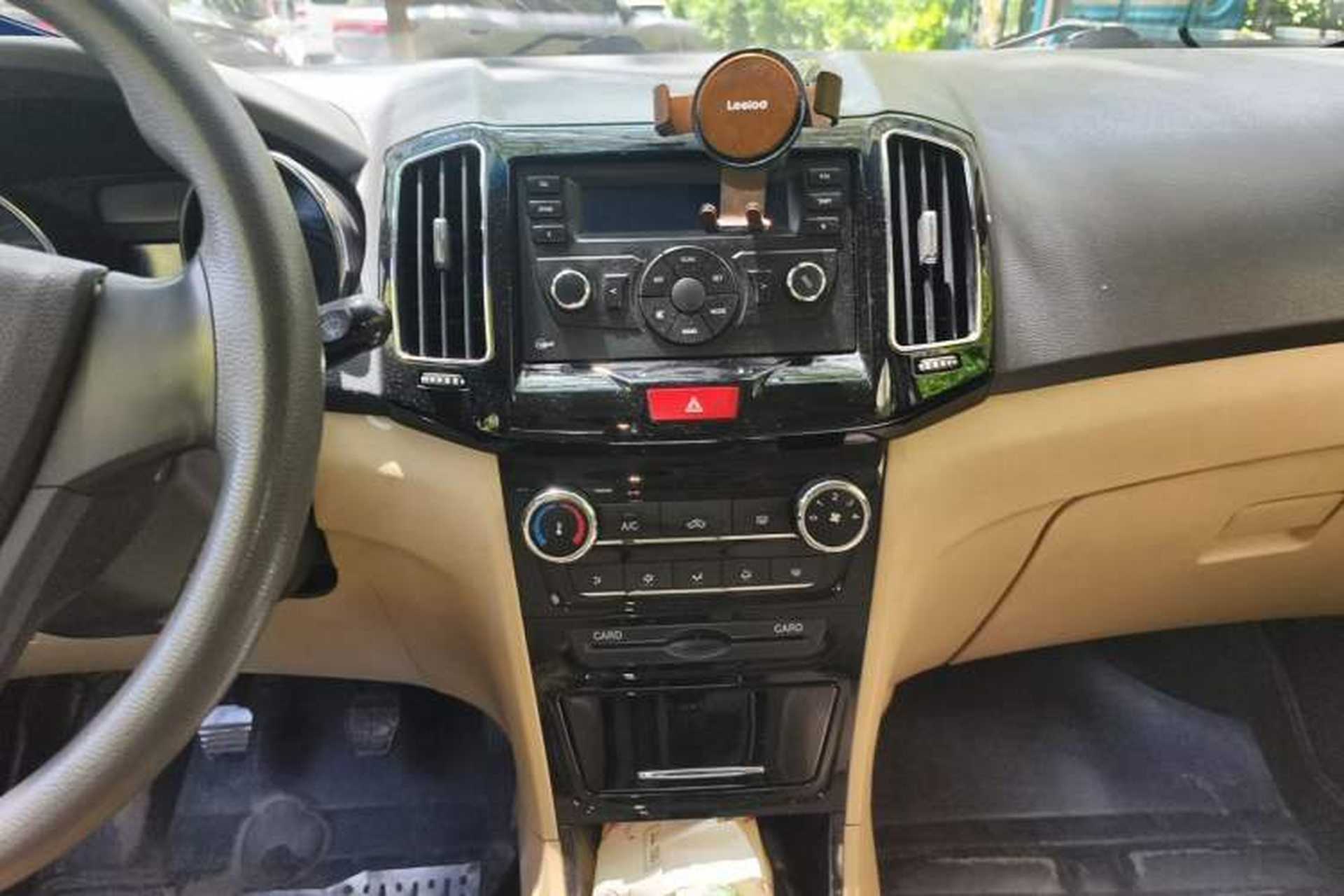 Used Chery E3 2015 1.5L Manual Fashion Model Audio And AC Panel