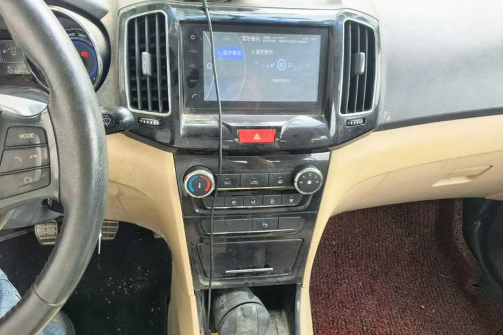 Used Chery E3 2015 1.5L Manual ZhiShang Model Audio And AC Panel