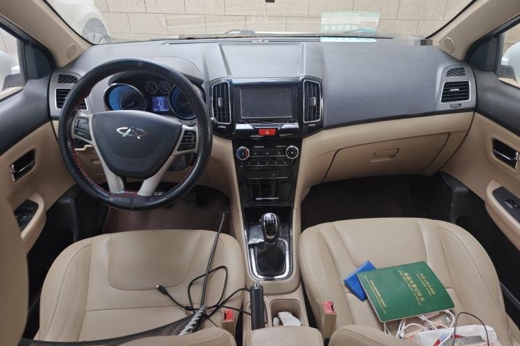 Used Chery E3 2015 1.5L Manual ZhiShang Model Center Console