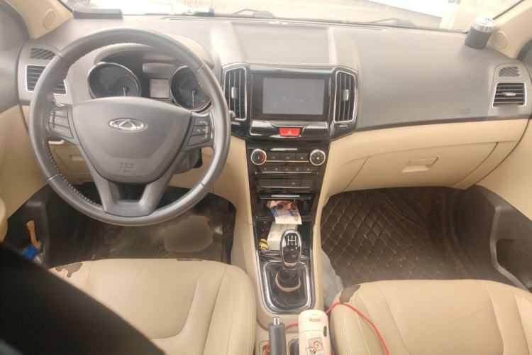 Used Chery E3 2015 1.5L Manual Sishang Edition Center Console