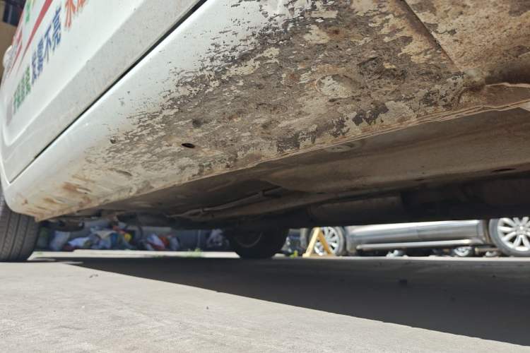 Used Chery E3 2015 1.5L Manual ZhiShang Model Chassis Front Right