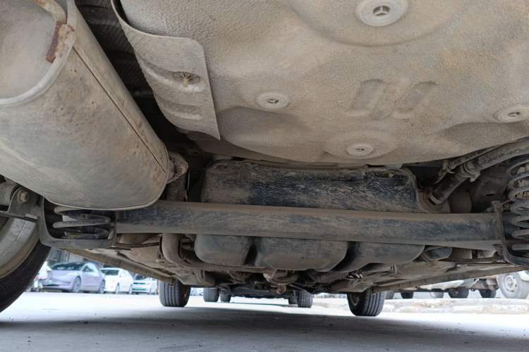 Used Chery E3 2015 1.5L Manual ZhiShang Model Chassis Rear