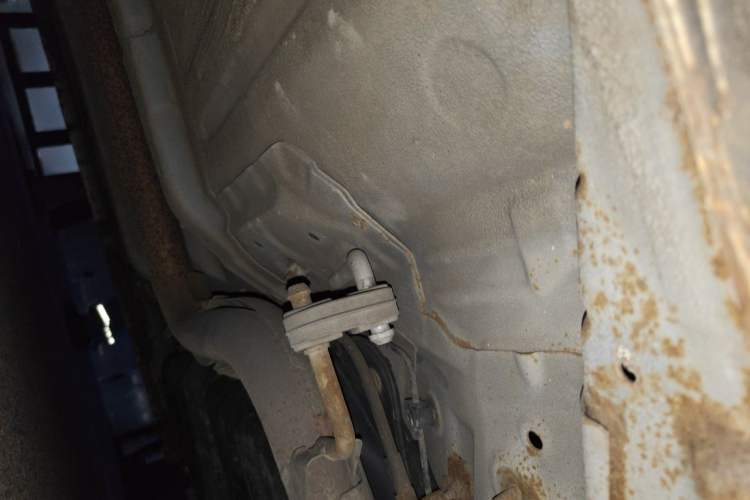 Used Chery E3 2015 1.5L Manual ZhiShang Model Chassis Rear Left