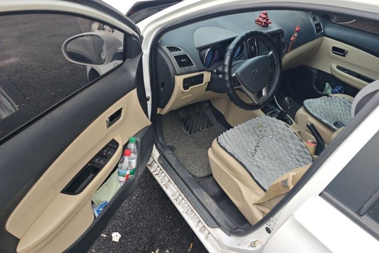 Used Chery E3 2015 1.5L Manual ZhiShang Model Driver Seat