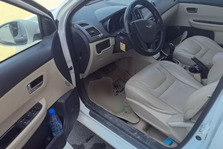Used Chery E3 2015 1.5L Manual ZhiShang Model Driver Seat