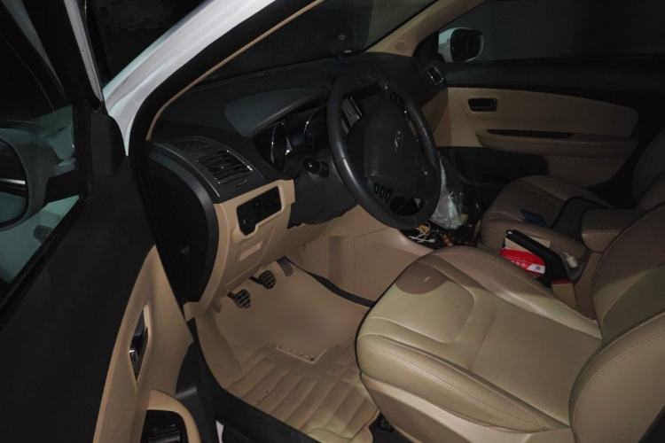 Used Chery E3 2015 1.5L Manual ZhiShang Model Driver Seat