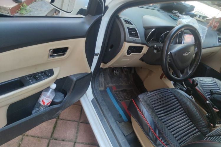 Used Chery E3 2015 1.5L Manual ZhiShang Model Driver Seat