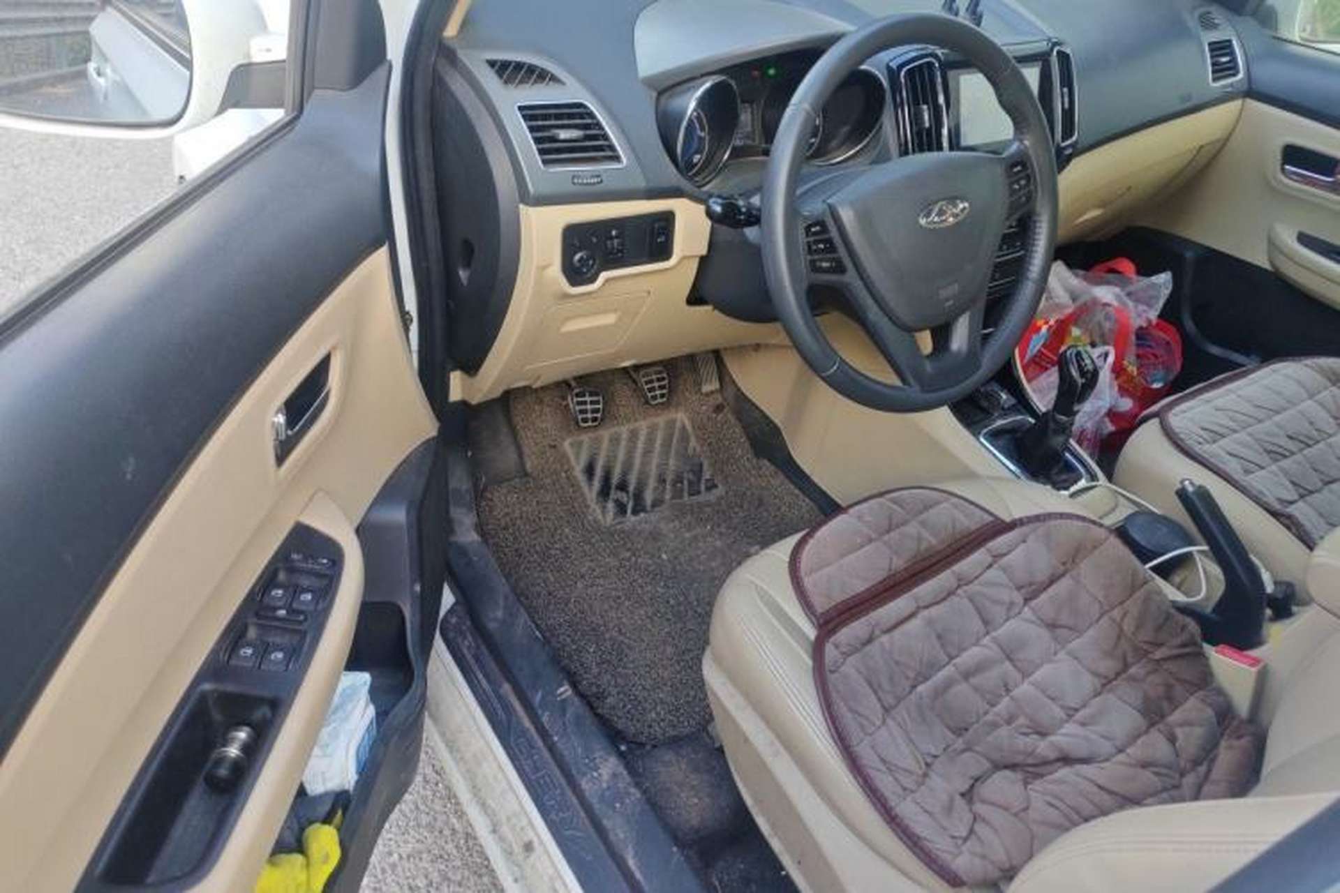 Used Chery E3 2015 1.5L Manual ZhiShang Model Driver Seat