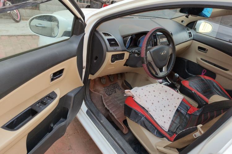 Used Chery E3 2015 1.5L Manual Fashion Model Driver Seat