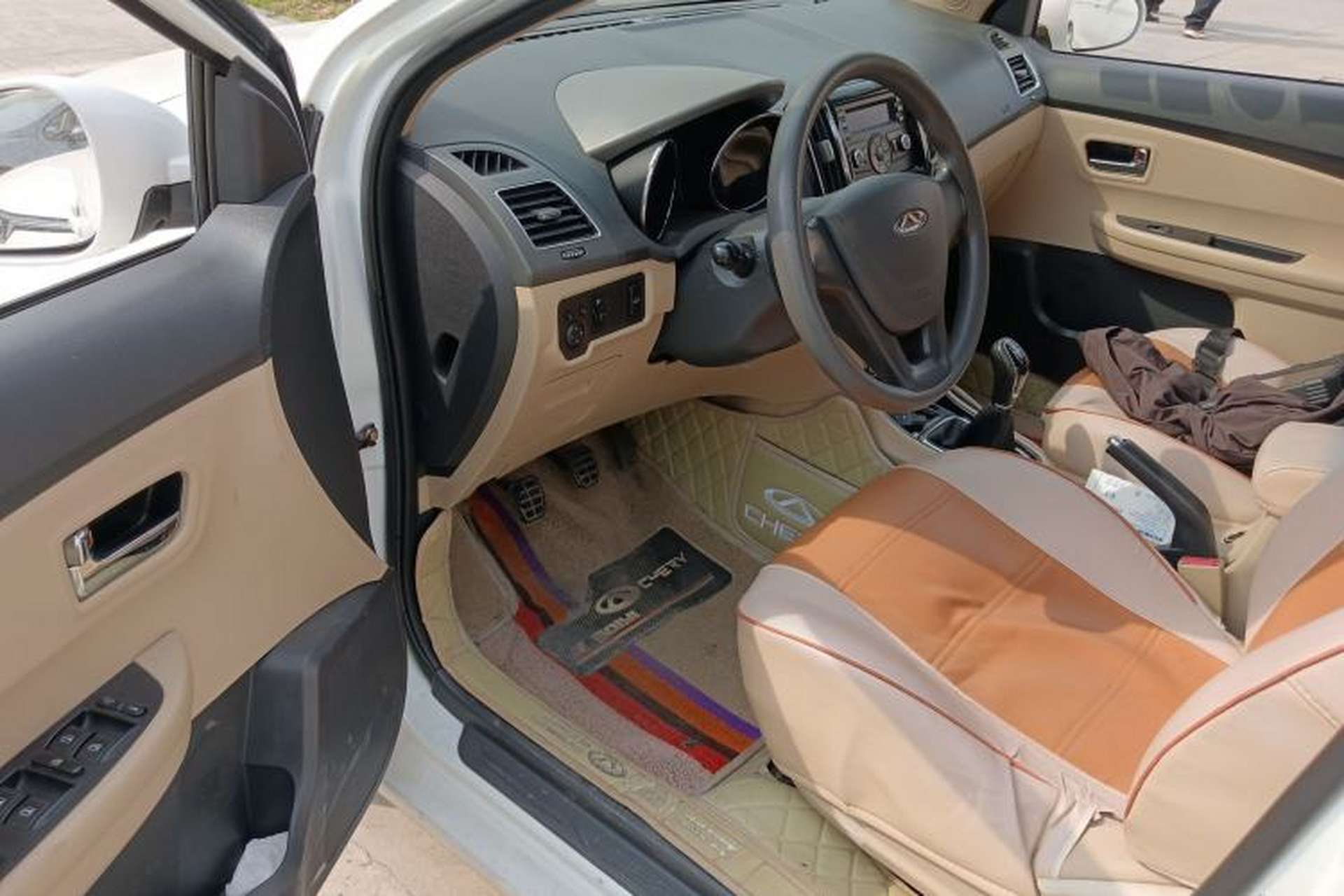 Used Chery E3 2015 1.5L Manual Fashion Model Driver Seat
