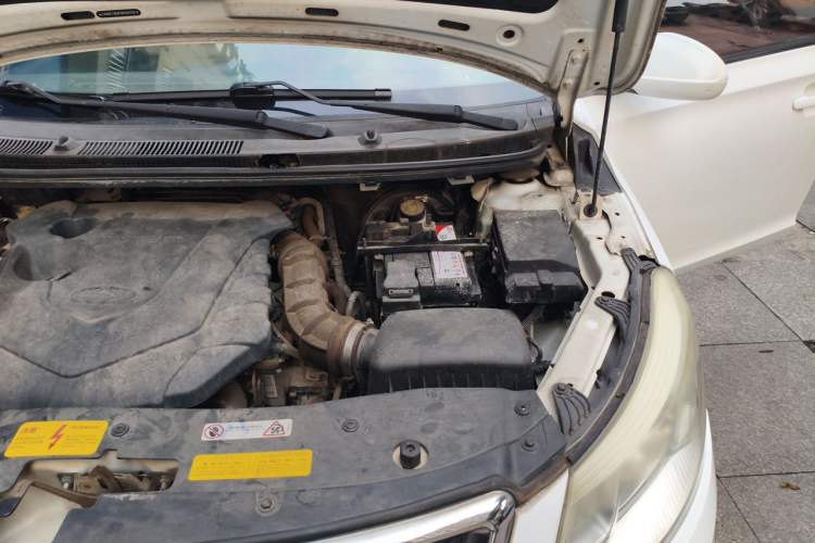 Used Chery E3 2015 1.5L Manual Sishang Edition Engine Bay Left