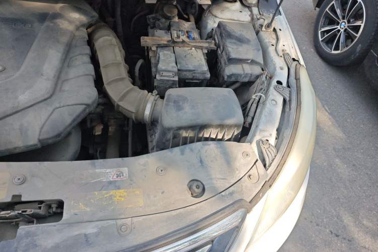 Used Chery E3 2015 1.5L Manual Fashion Model Engine Bay Left