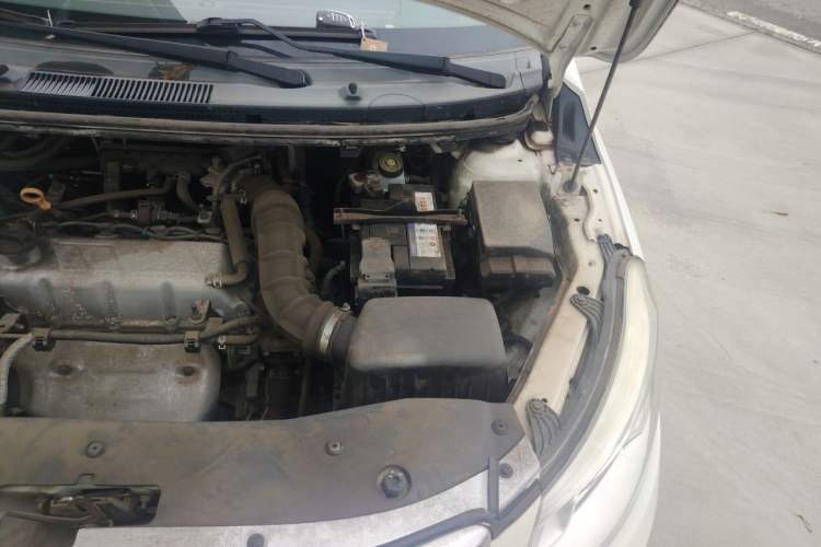 Used Chery E3 2015 1.5L Manual Sishang Edition Engine Bay Left