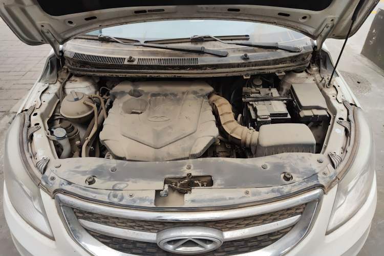 Used Chery E3 2015 1.5L Manual Fashion Model Engine Bay