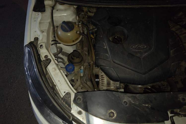 Used Chery E3 2015 1.5L Manual ZhiShang Model Engine Bay Right