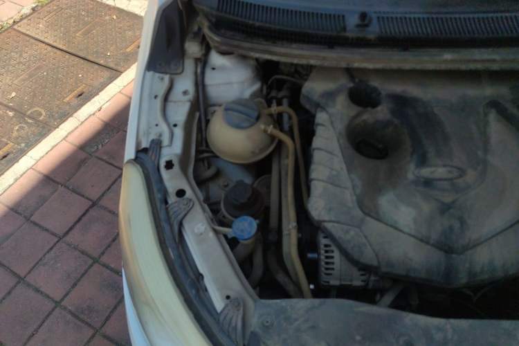 Used Chery E3 2015 1.5L Manual ZhiShang Model Engine Bay Right