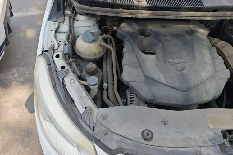 Used Chery E3 2015 1.5L Manual Fashion Model Engine Bay Right